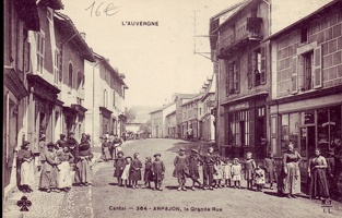 Arpajon-sur-Cere (51)