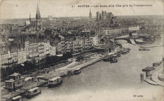 Nantes 005 - Les quais et la vile pris du Transbordeur