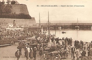 belle-ile-en-mer-depart-des-cars-excursions-automobiles-anciennes