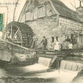 27-fontaine-sous-jouy-le-moulin-a-eau-de-launay-1910-avec-meuniers-et-ecluse.jpg