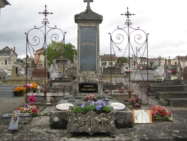 concession Margoutaud –Valadeauau cimetière de Saint-Junien