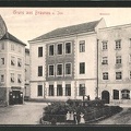 AK-Braunau-a-Inn-Kinder-vor-der-Kaserne