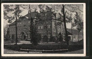 AK-Utrecht-Kromhoutkazerne-Regimentsgebouw