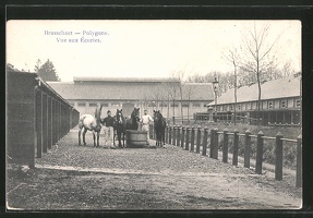 AK-Brasschaet-Polygone-Vue-aus-ecuries-Soldaten-mit-Pferden