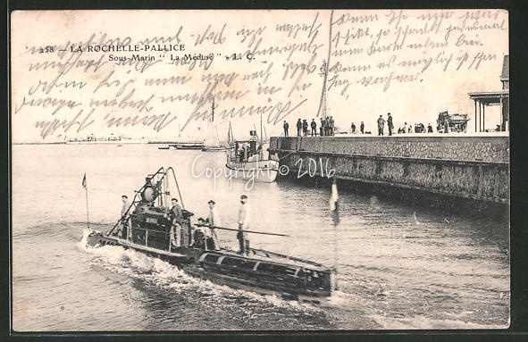 AK-La-Rochelle-Pallise-Sous-Marin-La-Meduse-U-Boot.jpg