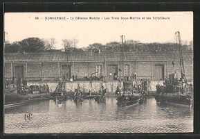 AK-Dunkerque-Duenkirchen-La-Defense-Mobiles-U-Boote-im-Hafen