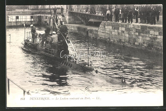 AK-Dunkerque-U-Boot-Ludion-laeuft-aus-dem-Hafen-aus.jpg