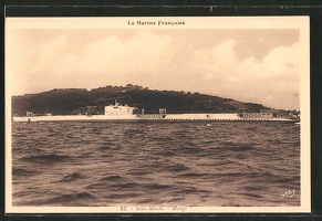 AK-La-Marine-Francaise-Sous-Marin-Monge-U-Boot