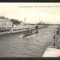 AK-La-Pallice-Sortie-d-un-Sous-Marin-U-Boot-bei-der-Hafeneinfahrt-Charente-Inferieure