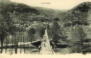 Vic-sur-Cere  (46)