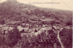 Vic-sur-Cere  (69)