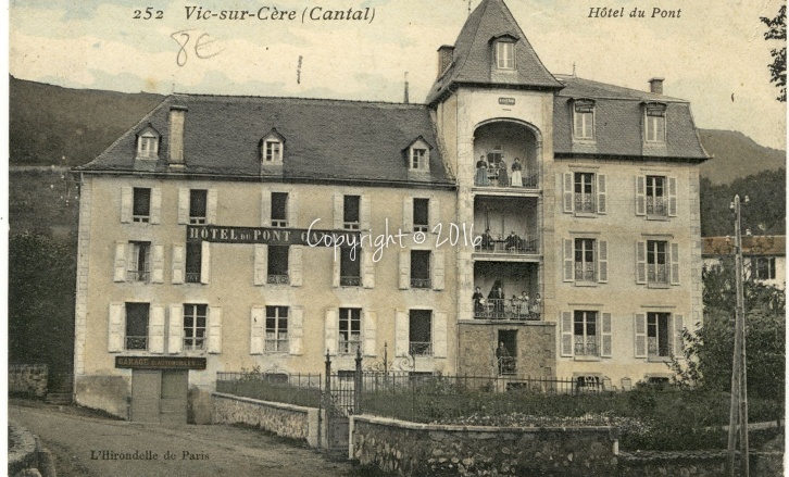 Vic-sur-Cere  (71).jpg